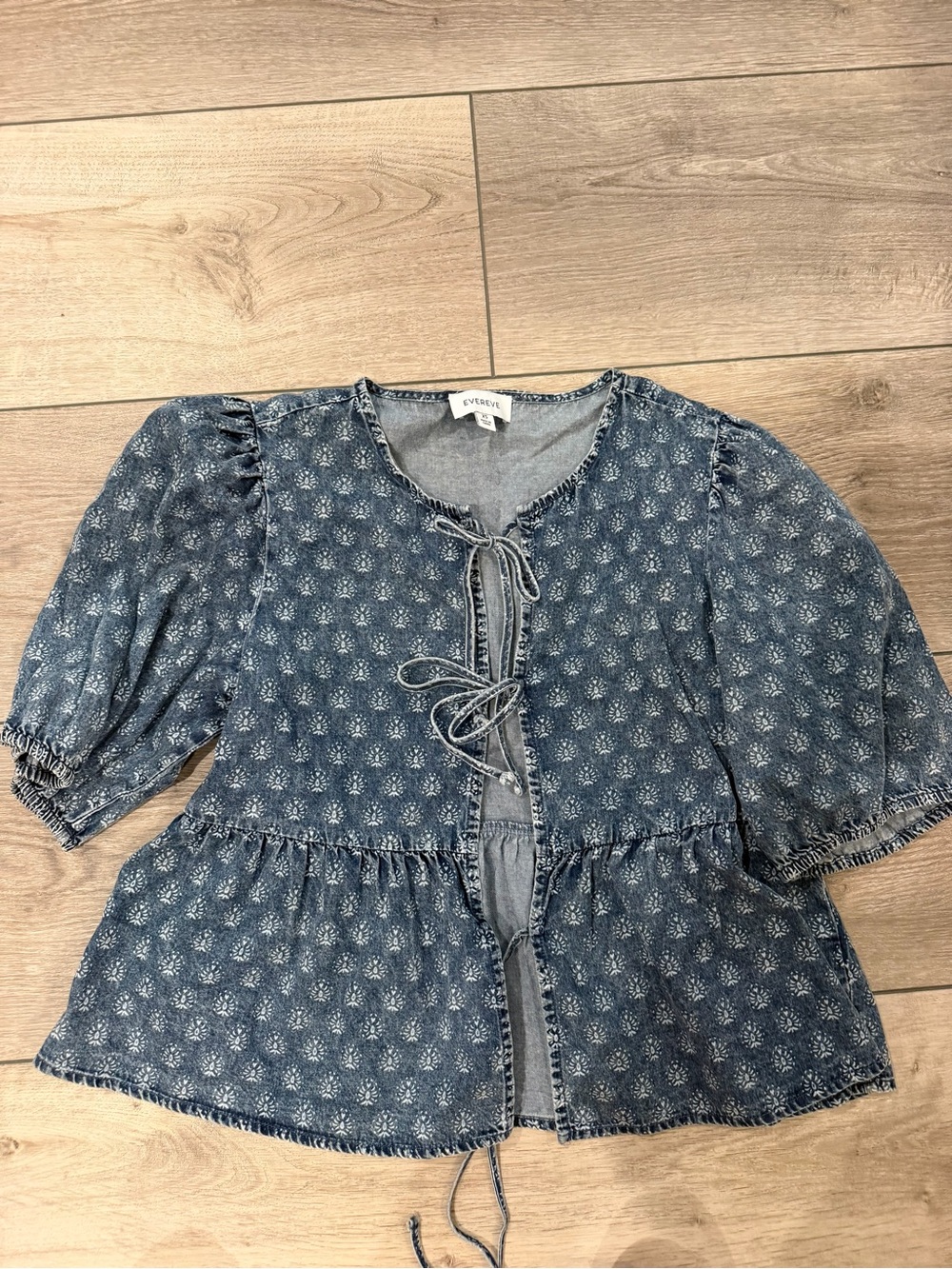 Evereve Blue Floral Tie-Front Peplum Blouse